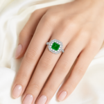 Vintage Emerald Green Halo Silver Ring - Image 2