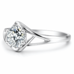 Angel Kiss Moissanite Ring - Image 3